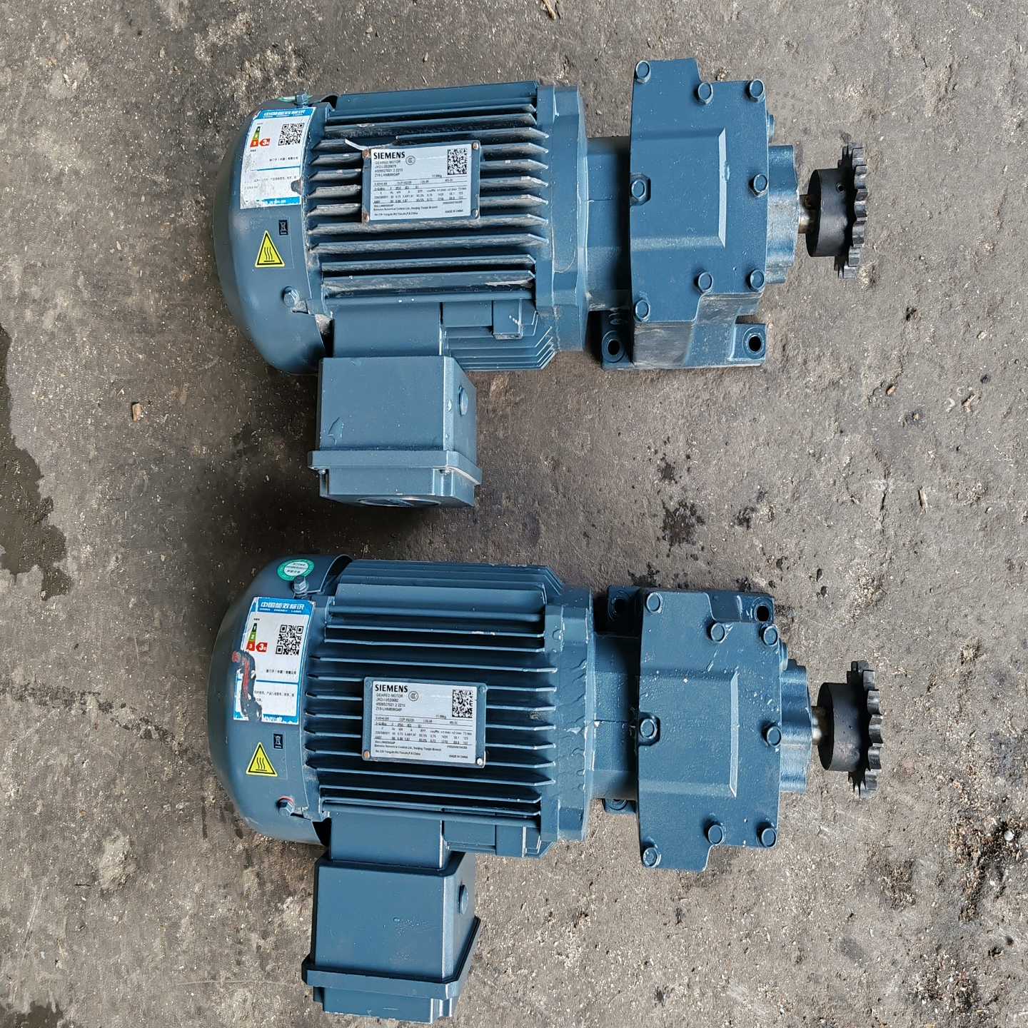 西门子减速电机0.75KW，速比1：24.46，电压三相22--议价商品