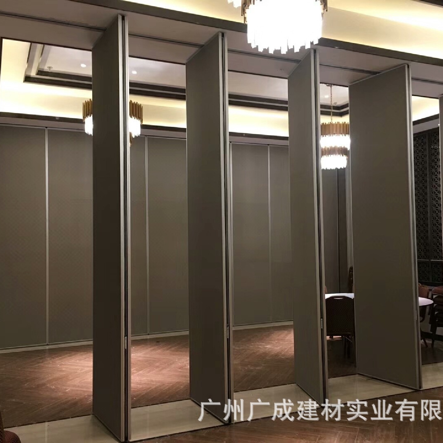 玻璃酒店推拉隔墙办公室宴会厅折叠门活动屏风铝合金实木高隔断墙