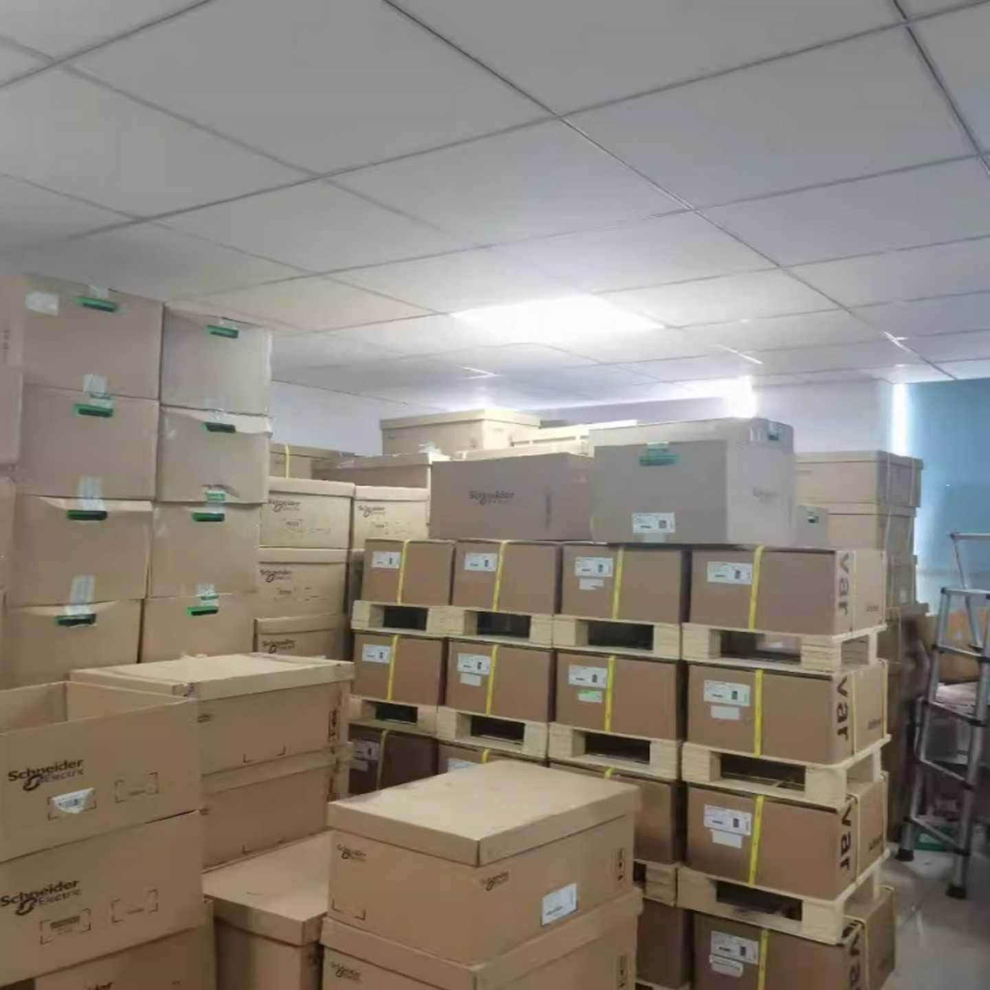 询价~TM218LDA16DRN/TM218LDA24D