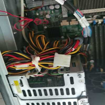 询价~浪潮 NF8560M2 存储服务器电源背板2+1冗余 PDB