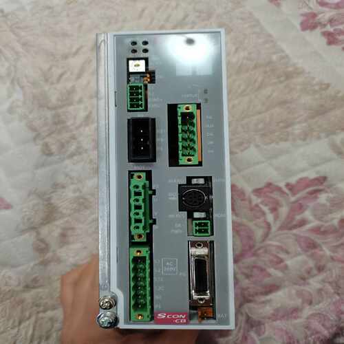 IAI驱动器SCON-CB-200WAI-CC-0-2成色新【卡奥电子】