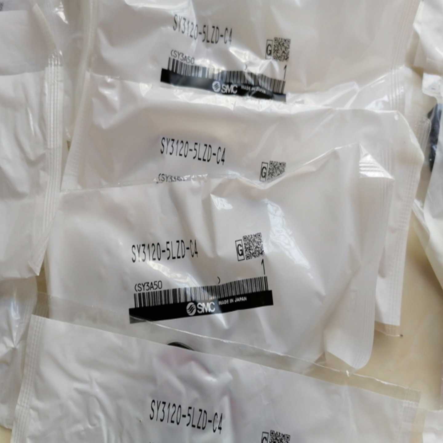 配件SY3A00-5U1 SY7140-5LOU SMC 实物图电磁阀SY3200-5U1 SY议价