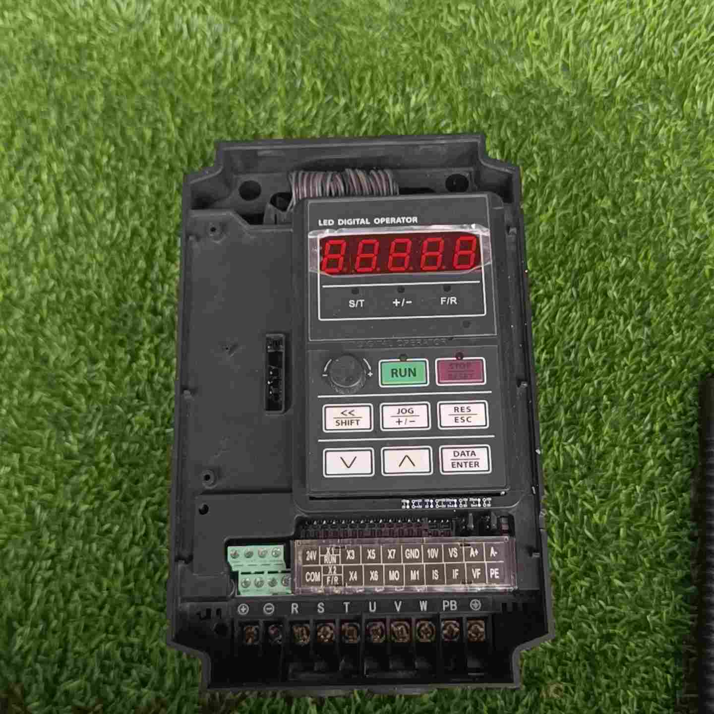 议价正弦变频器EM303A-1R5G/2R2Ps-3AB，1.5K现货/维修