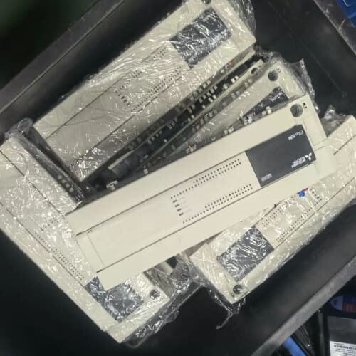 议价PLC 型号：FX3U-80MT/ES-A 12台