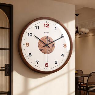 中古风实木挂钟静音客厅2025新款高级复古简约创意大气时钟表挂墙