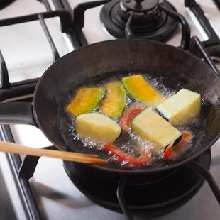 MONO原创山田工业所迷你熟铁平底锅小号手工拓打铁锅日本制煎蛋锅