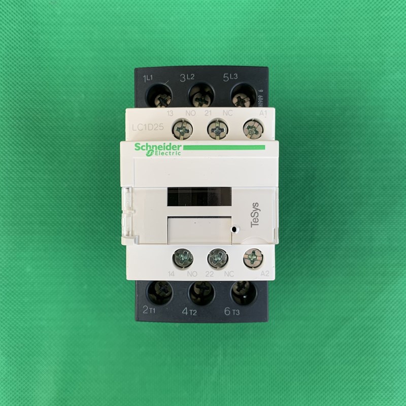 全新原装施耐德  LC1D25M7C 25A 线圈交流220V  三极交流接触器