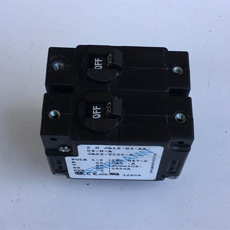 HEINEMANN 2X JA1S-B3-AA04-H-A  20A直流断路器  双路开关