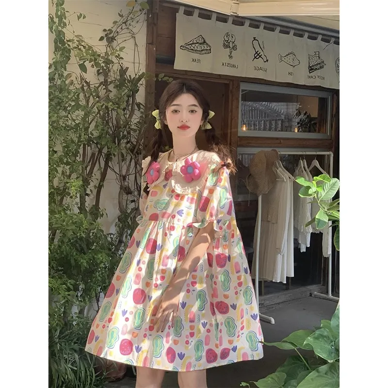 夏季2025新款甜美风设计感小众个性减龄印花娃娃领泡泡袖连衣裙女