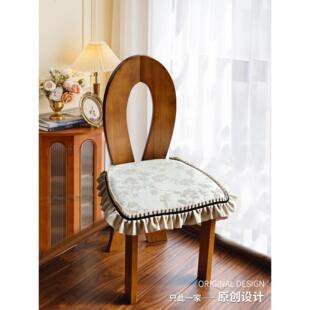 餐椅垫四季通用2025新款法式中古风防滑高级感马蹄形椅子坐垫套罩