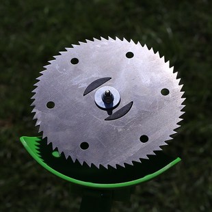 锂电割草机配件大全小型除草机锰钢刀片加厚一字刀电动割草机刀片