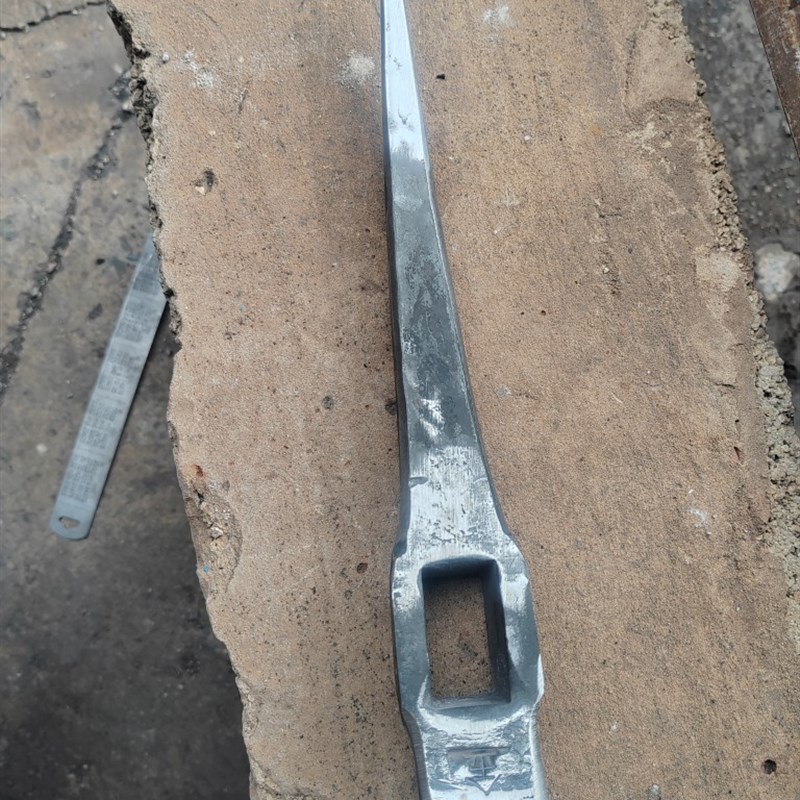 手工一体锻打弹簧钢小尖镐煤镐锤镐挖石头园艺挖桩刨地锄头刨树根