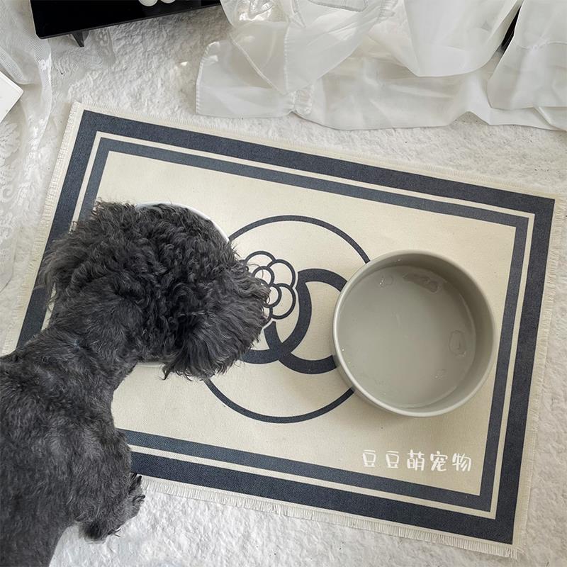 狗狗餐垫宠物用餐碗垫防水餐垫猫咪用餐垫边牧金毛吃饭防脏垫