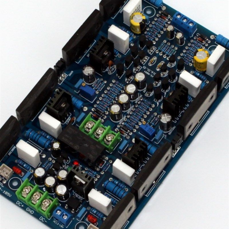 YJ00180-三肯大功率双声道功放板带散热器款