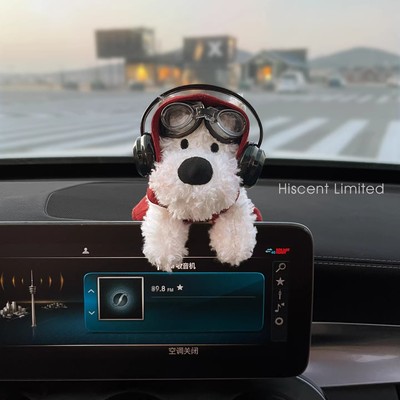 德国新款可爱耳机小狗摆件公仔