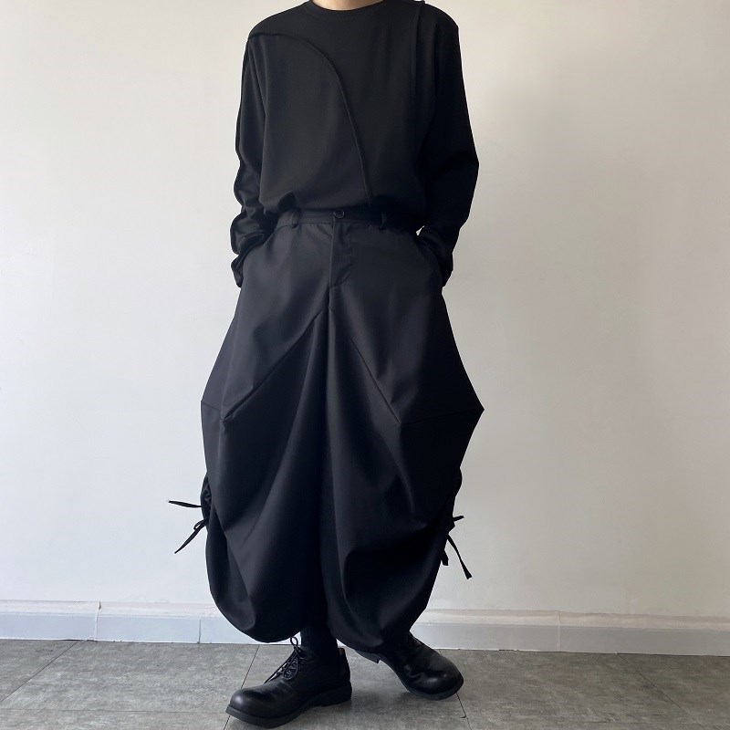 山本风暗黑个性不规则立体阔腿裤裙裤抽带设计九分裤舞台装发型师