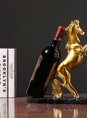 轻奢金马红酒架支架马到成功客厅酒柜家居装饰摆件树脂工艺品