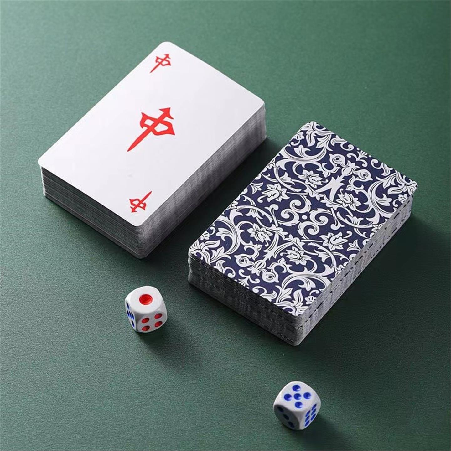 纸牌麻将144张防水136张家用塑料大号防水带红中大字体老年人扑克图片