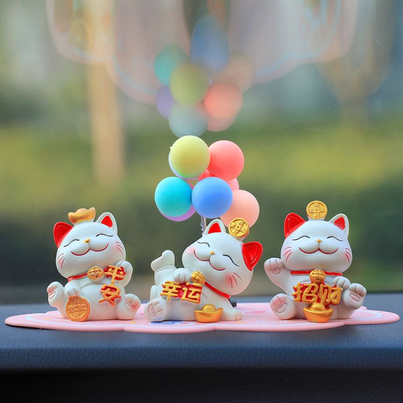 招财猫公仔玩偶网红汽车摆件