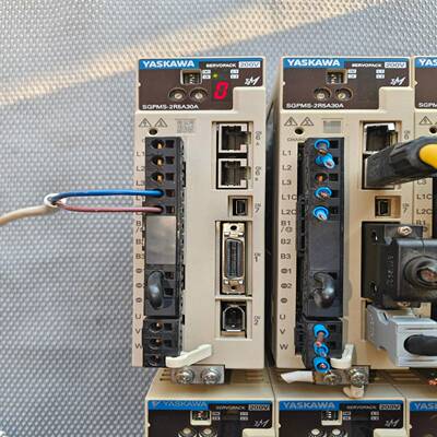 咨询-安川驱动器，SGPMS-2R5A30A，450W，220V，