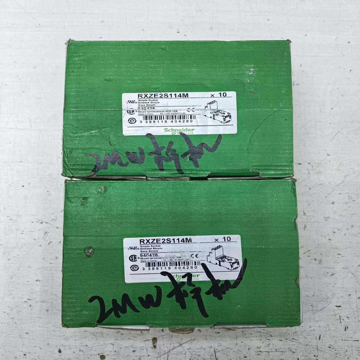 全新原包装施耐德RXZE2S114M中间继电器底座--议价商品