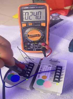 台达PLC电源DVPPS02，功能包好，实物实拍，有一个卡扣--议价商品