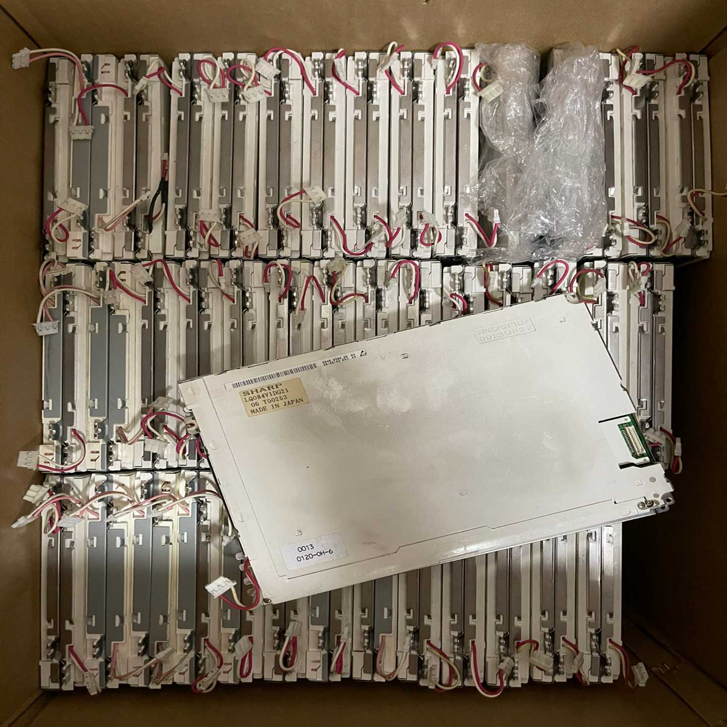 原装拆机一批夏普8.4寸LQ084V1DG21/41--议价商品