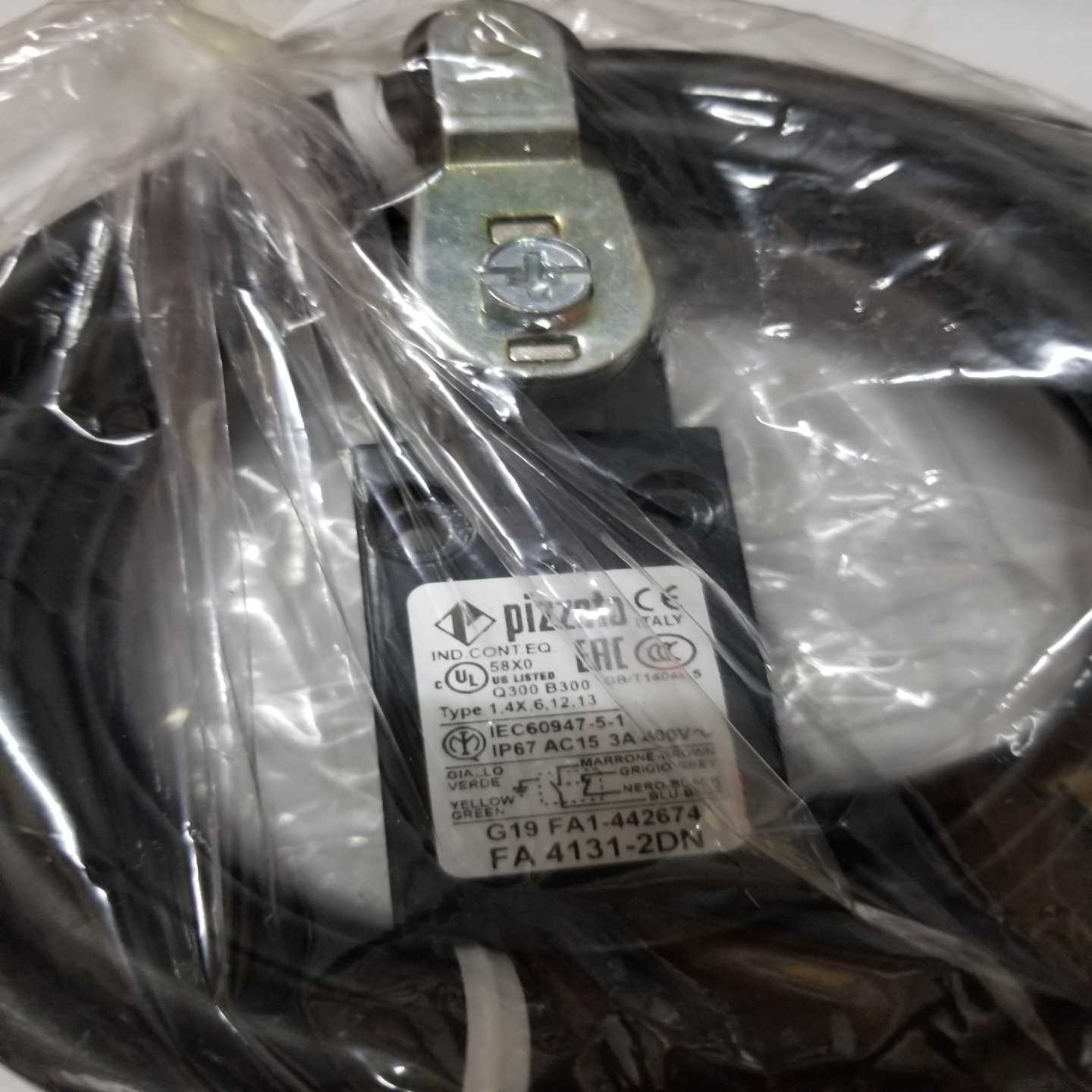 FA4131-2DNPIZZATO限位开关FA41询价