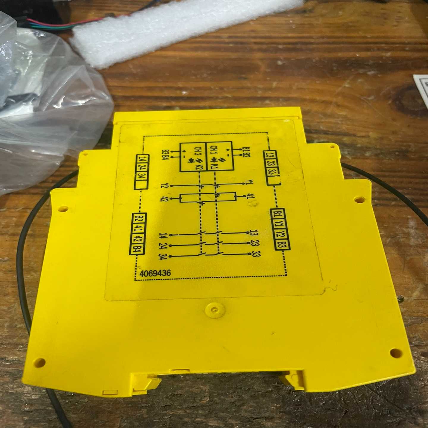 西克SICKUE10-30S2DO安全继电器。的。用适用