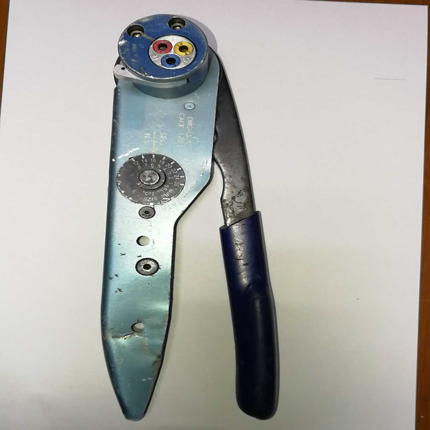 议价美国DMC航空端子压线钳四心轴压线钳带定位器蓝色手柄有破,