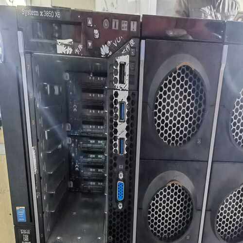 IBM  3850 X6 4U服务器  带4个刀片 带CPU