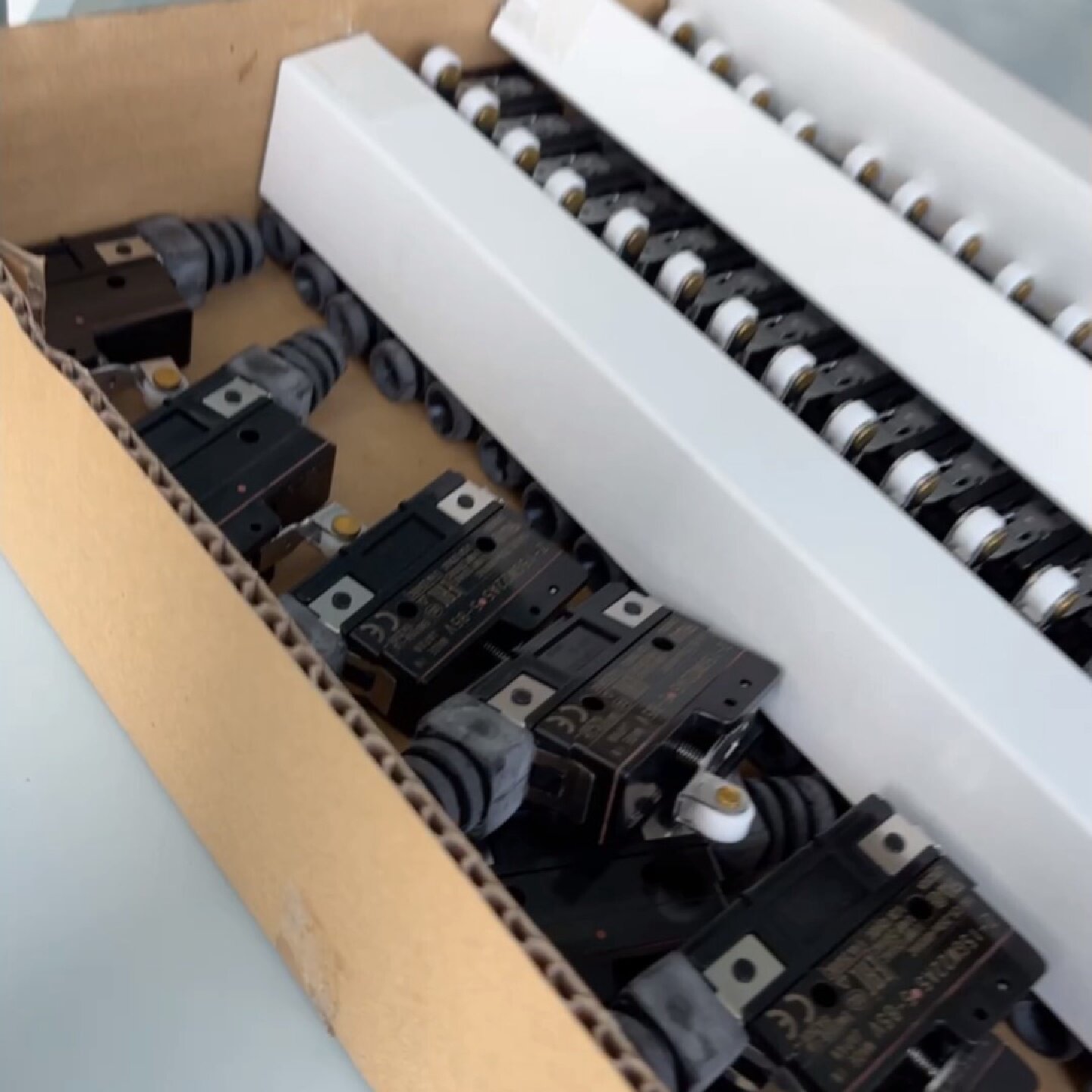 Z-15GW22A55-B5V 制造,欧姆龙 全新原装,议价