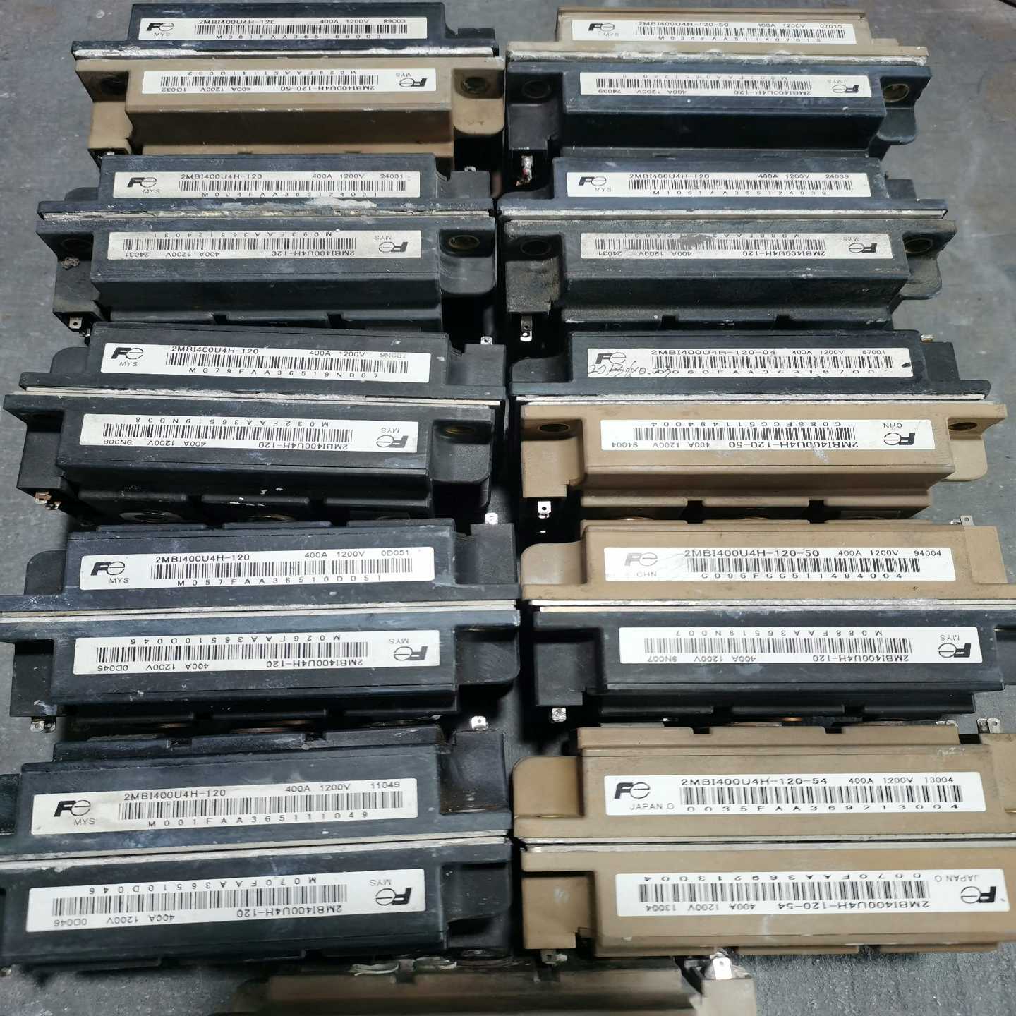 富士模块2MBI400U4H-120-04一共22个~询价