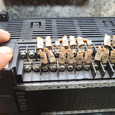 议价PLCCP1EE40DRA4台议价