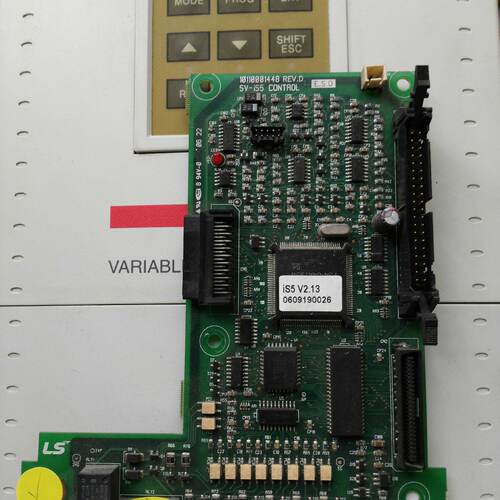询》lg.is5系列变频器主板cpu板3.722kw控制板