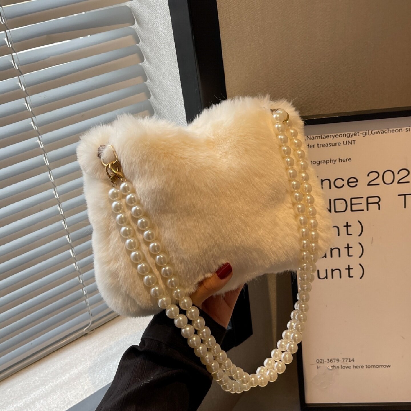 秋冬季毛毛包包女2025新款珍珠链条毛绒绒包ins百搭单肩斜挎小包