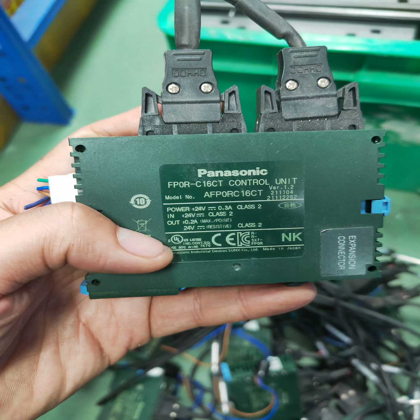 松下PLC，型号：FP0R-C16CT，库存25个，年份新，--议价商品