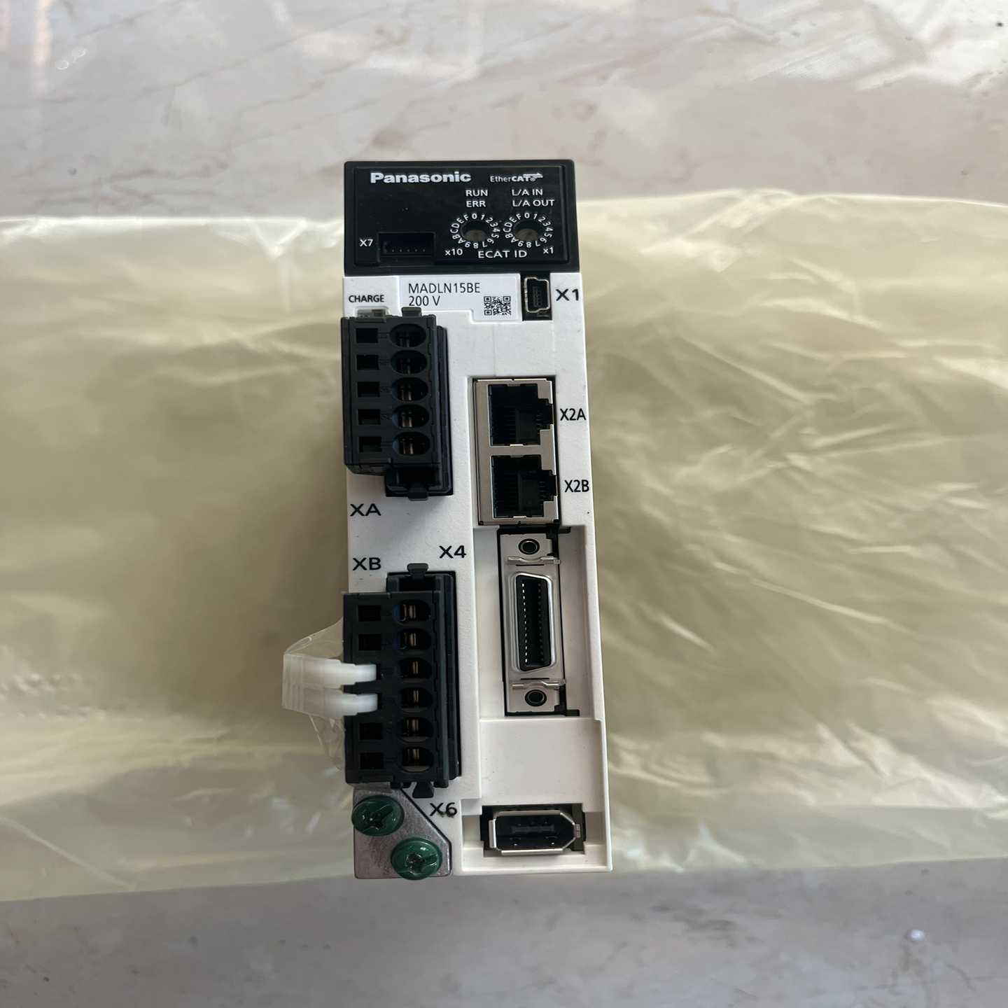 松下伺服驱动器MADLN15BE，200W功率，带Ethe