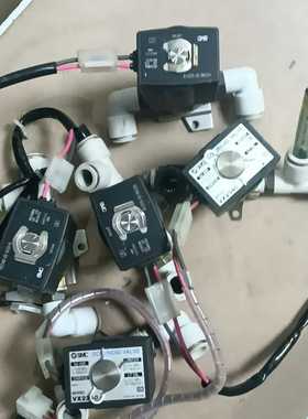 出SMC电磁阀，白色，型号VX230，线圈电压AC110V，--议价商品
