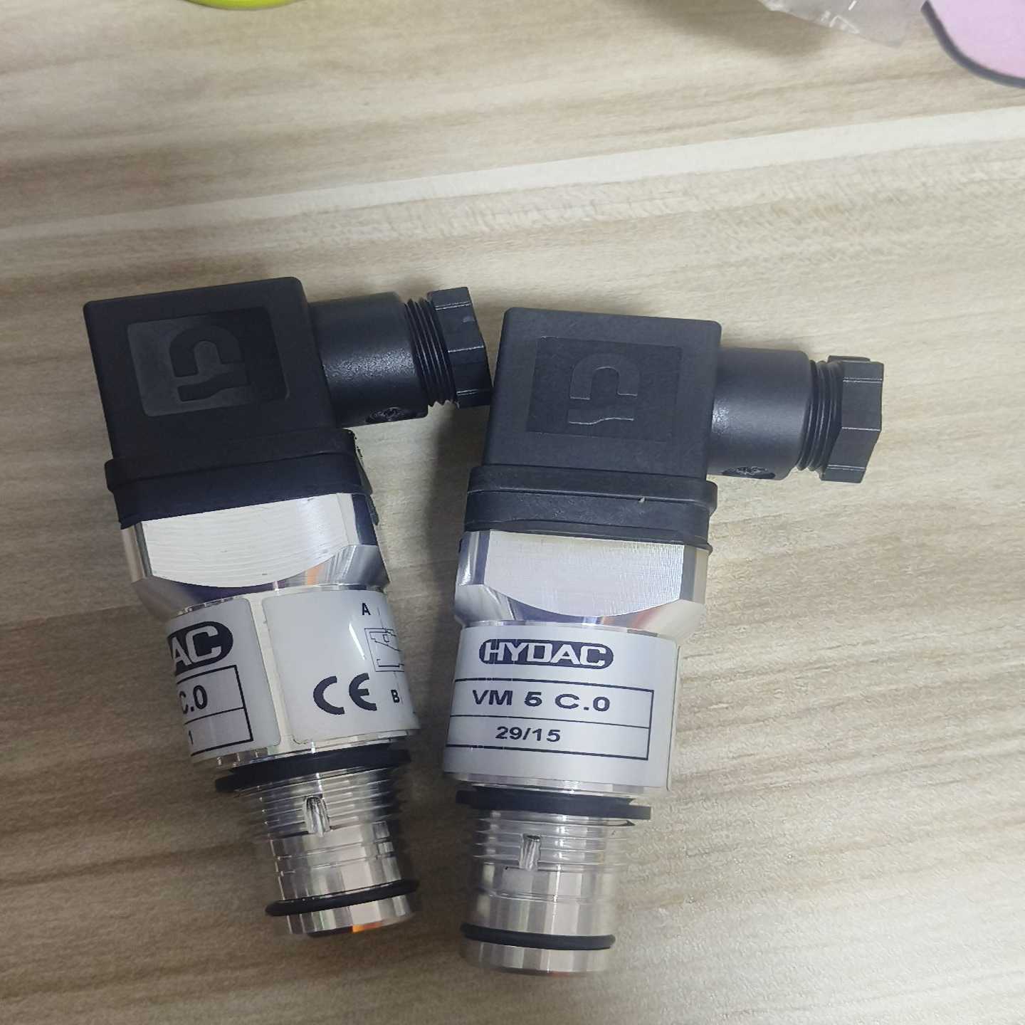 议价HiYDAC贺德克压力开关传感器VM5C.0现货2个维修/现货