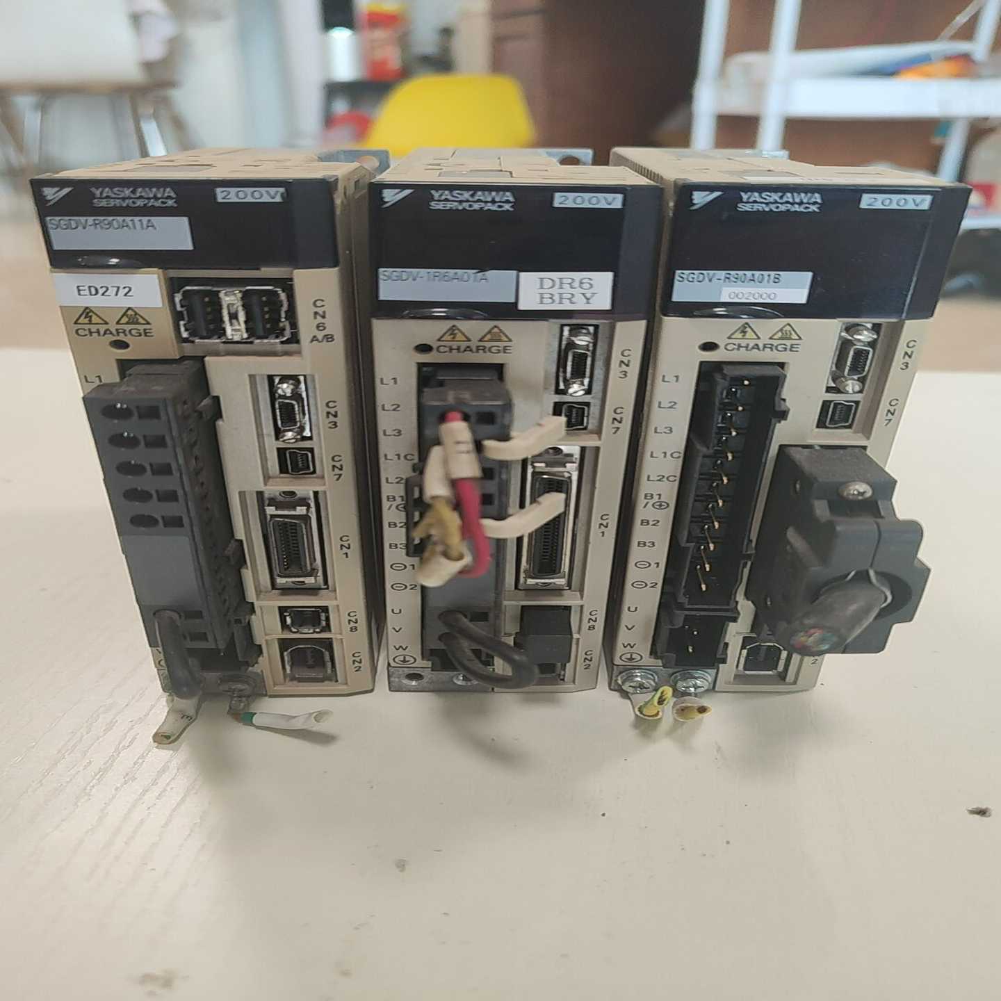 议价YASKAWA安川伺服驱动器SGDV-1R6A01A拆机20