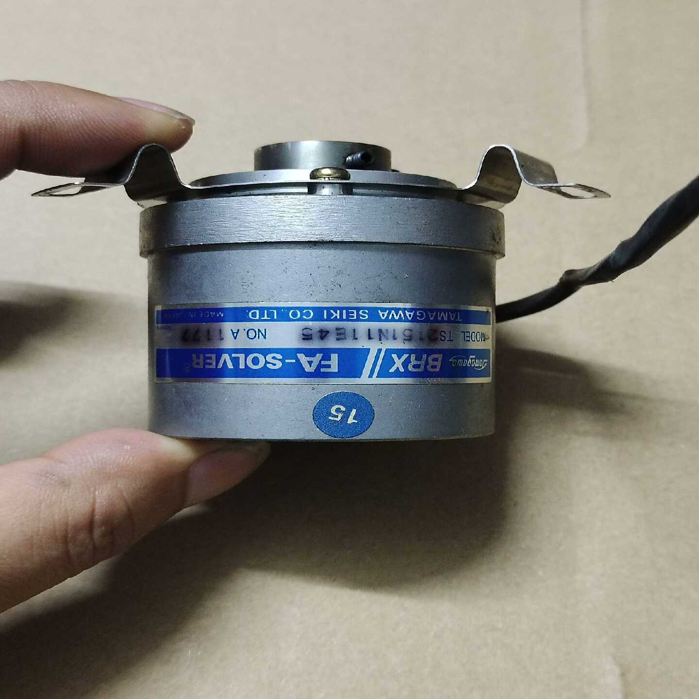 议价多摩川编码器TS2151N11E45，功能正常，成色实物拍摄