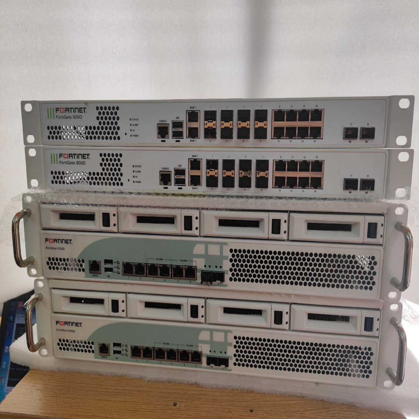 飞塔FG-600D两台FortiGateFWB-100--议价商品
