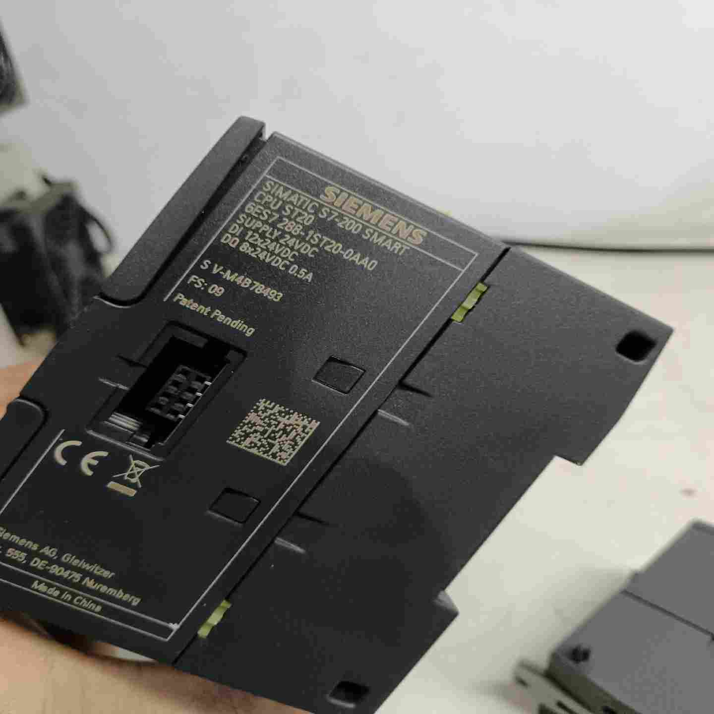 CPUST20加一个模块EMAE04询价