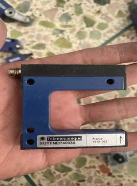 议价施耐德光电传感器原装进口XUYFNEP40030议价