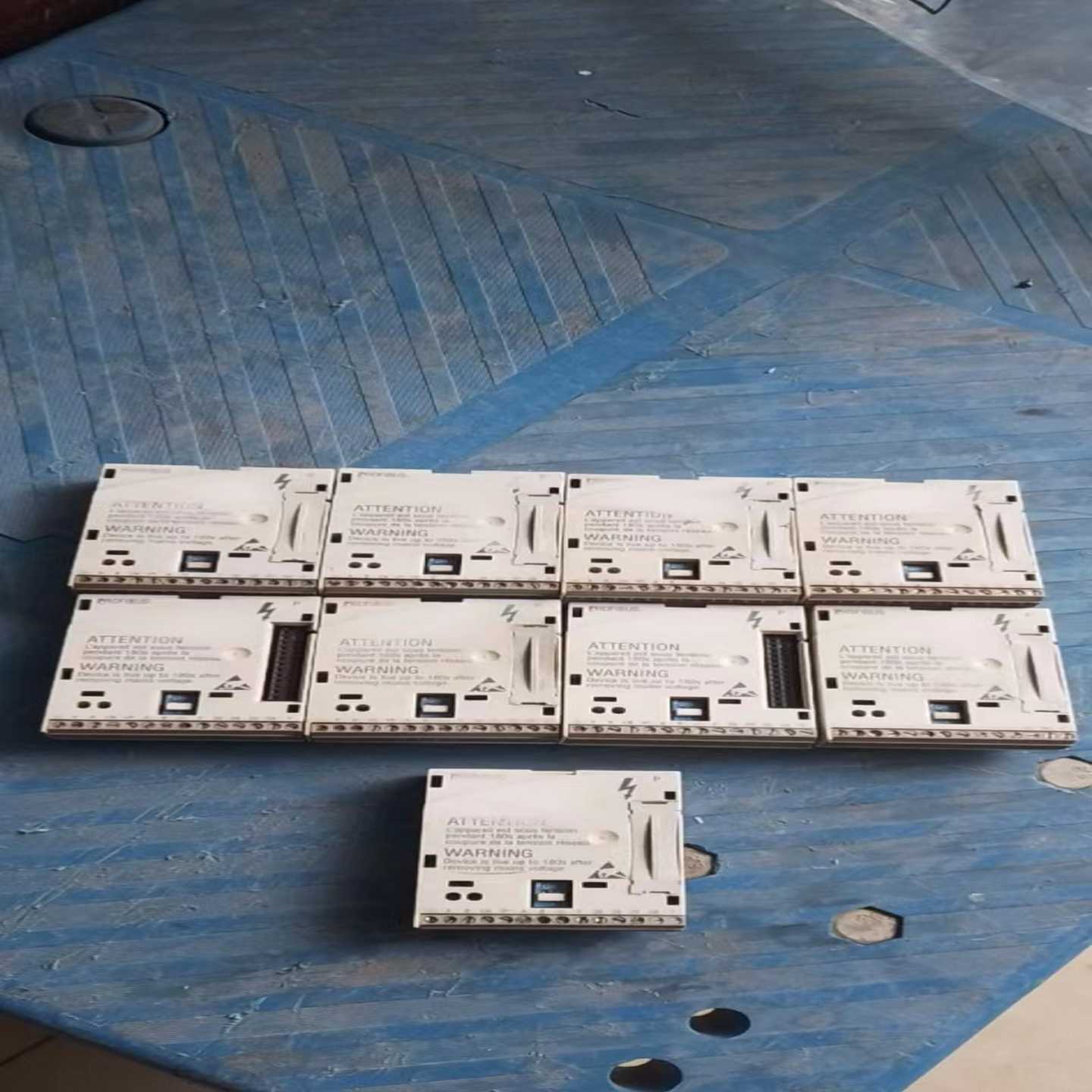 【议价】E82ZAFP伦茨IO模块，伦茨E82EV变频器IO选件卡，适用