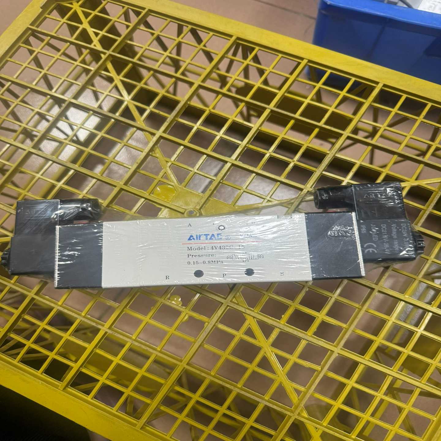 （议价）4V430C--15AirTAC电磁阀，24VDC，