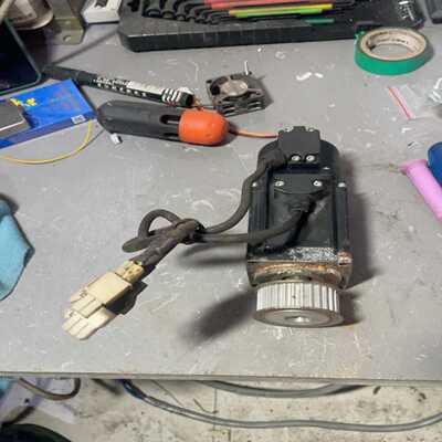 SYNTEC新代伺服电机0.4kw新代S15-60-013A询价