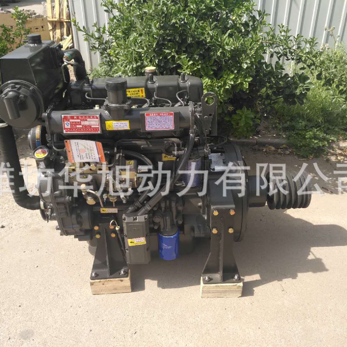 潍坊R4105ZC船用柴油机90马力船机带齿轮箱挂浆机