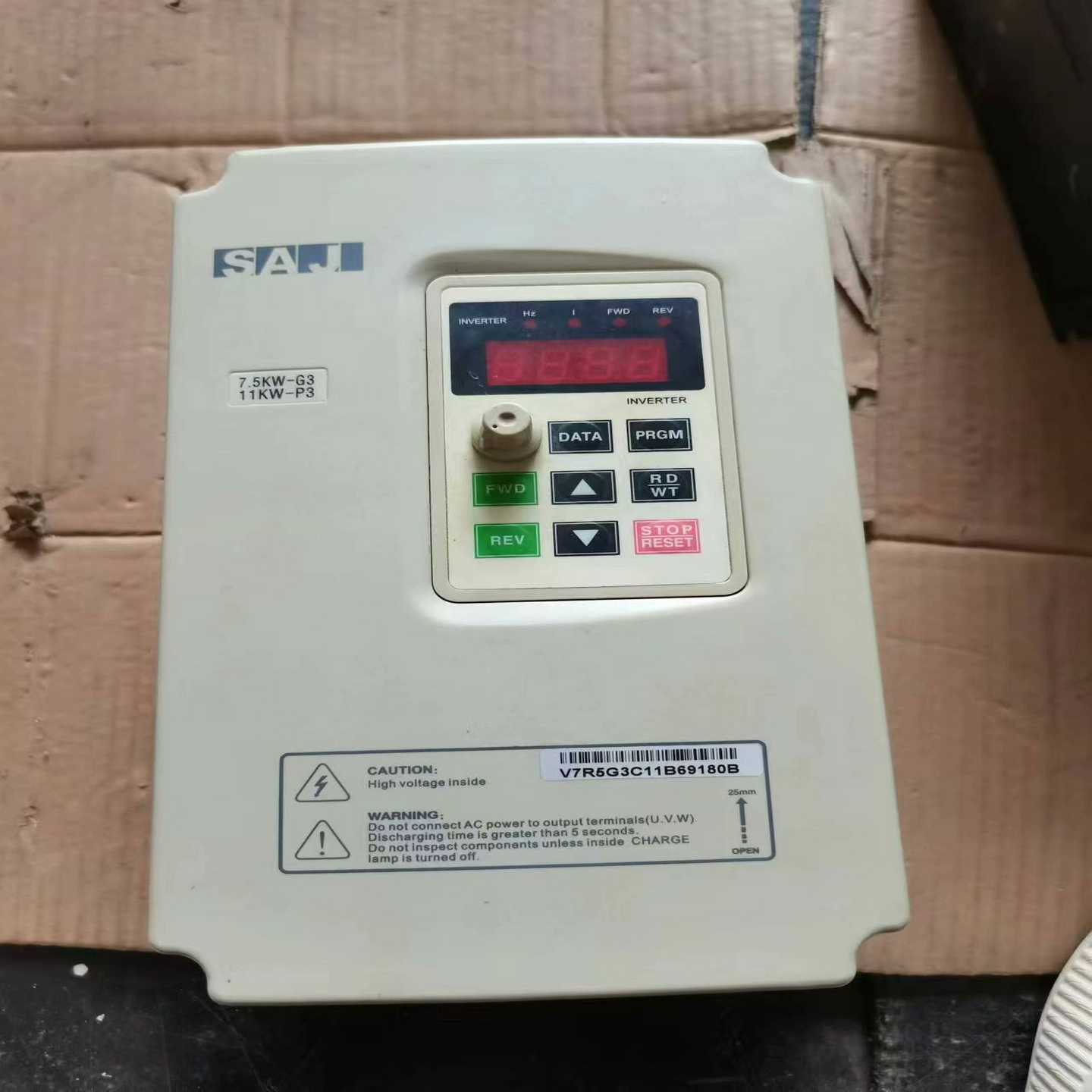 三晶变频器三晶变频器V7R5G3/V011GP33-议价